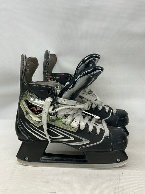 Vist Large View of Product Image Which is Used CCM VECTOR 10 Senior Hockey Skate Senior 10.5