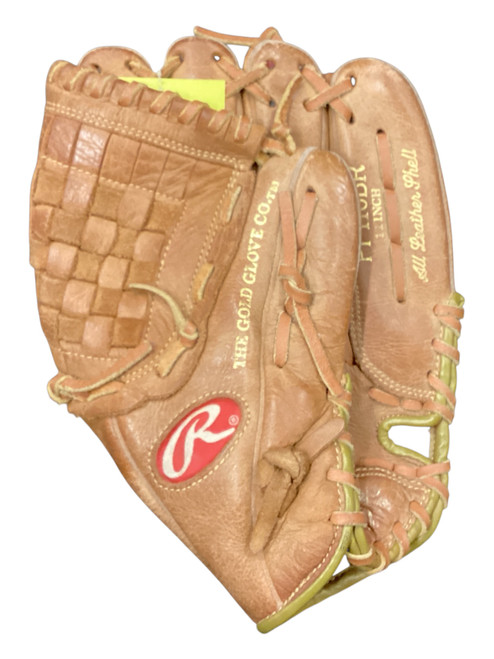 Vist Large View of Product Image Which is Used Rawlings PLAYER PREF BB/SB Glove RH Throw Brown 11"
