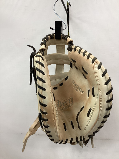 Vist Large View of Product Image Which is Used Rawlings LIBERTY ADVANCED BB/SB Catchers RH Throw None 34"