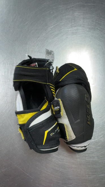 Vist Large View of Product Image Which is Used CCM TACKS Junior Elbow Pads SM