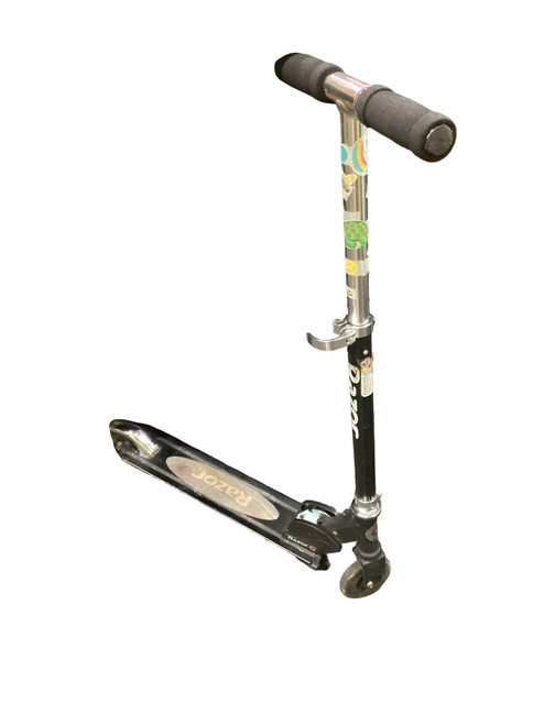 Vist Large View of Product Image Which is Used Razor RAZOR SCOOTER Scooter Black