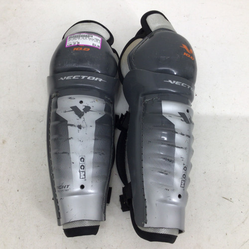 Vist Large View of Product Image Which is Used CCM VECTOR 10.0 YOUTH 10 IN SHIN GUARDS Youth Shin Guards Silver 10"