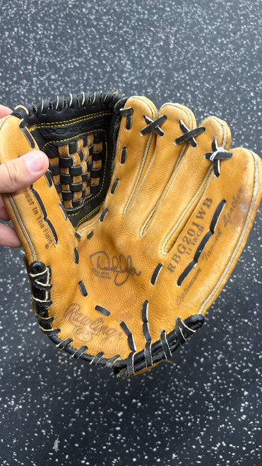 Vist Large View of Product Image Which is Used Rawlings RBG201WB BB/SB Glove RH Throw Tan 11"