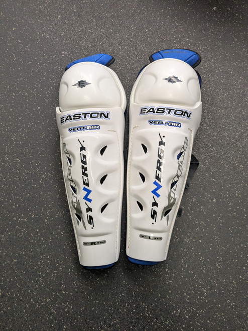 Vist Large View of Product Image Which is Used Easton SYNERGY Senior Shin Guards White 16"