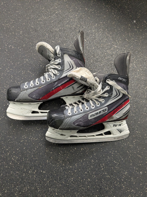 Vist Large View of Product Image Which is Used Bauer VAPOR INSTINCT Senior Hockey Skate Senior 8