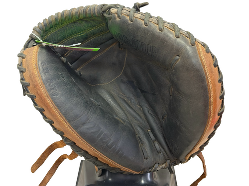 Vist Large View of Product Image Which is Used Mizuno SAMURAI GXC 95Y2 Baseball Catchers Mitt RH Throw Brown 33"