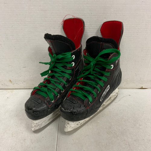 Vist Large View of Product Image Which is Used Bauer NS Junior Hockey Skate Junior 03