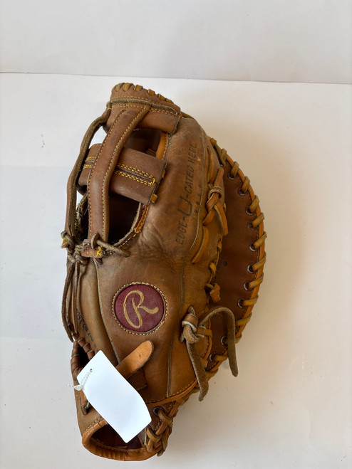 Vist Large View of Product Image Which is Used Rawlings FIRST BASE BB/SB First Base RH Throw None 13"