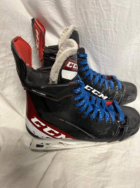 Vist Large View of Product Image Which is Used CCM JETSPEED FT 485 Intermediate Hockey Skate Intermediate 6.5
