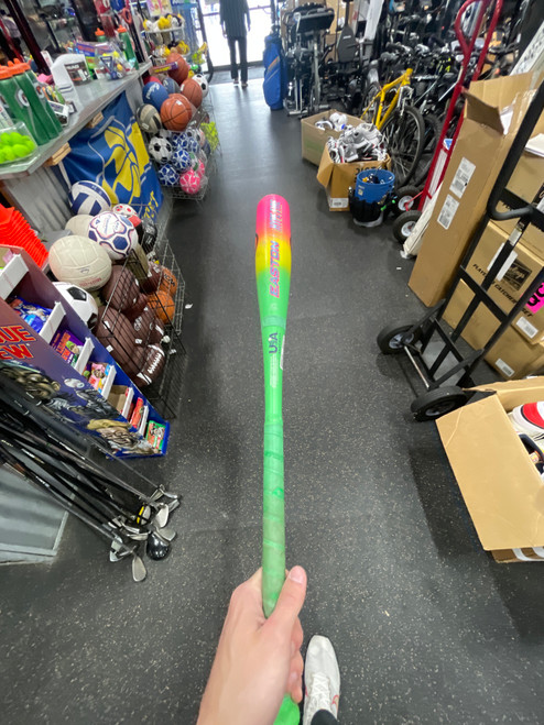 Vist Large View of Product Image Which is Used Easton HYPE FIRE 2026 BB/SB USA 2 5/8 Bat 28"