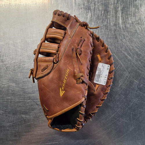 Vist Large View of Product Image Which is Used Easton CORE ECG3 BB/SB First Base RH Throw Brown 12 3/4"
