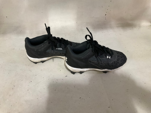 Vist Large View of Product Image Which is Used Under Armour 12K BB CLEATS BB/SB Cleats Black Youth 12.0