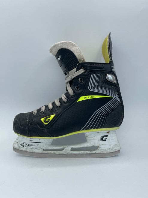 Vist Large View of Product Image Which is Used Graf 55 FLEX Junior Hockey Skate Junior 03