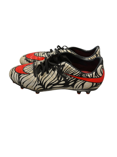 Vist Large View of Product Image Which is Used Nike Soccer Cleats Black And White Senior 9.5