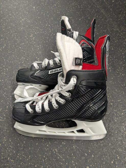 Vist Large View of Product Image Which is Used Bauer X 300 Junior Hockey Skate Junior 03