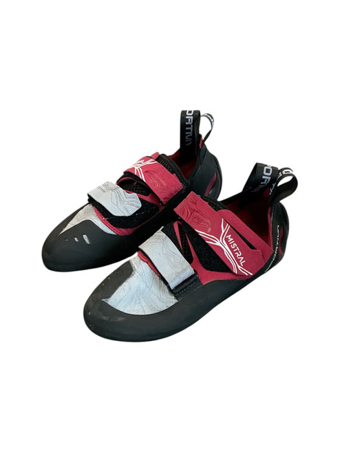 Vist Large View of Product Image Which is Used La Sportiva Climbing Shoes Senior 7
