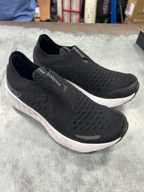 Vist Large View of Product Image Which is Used New Balance Running/X-Train Shoes M