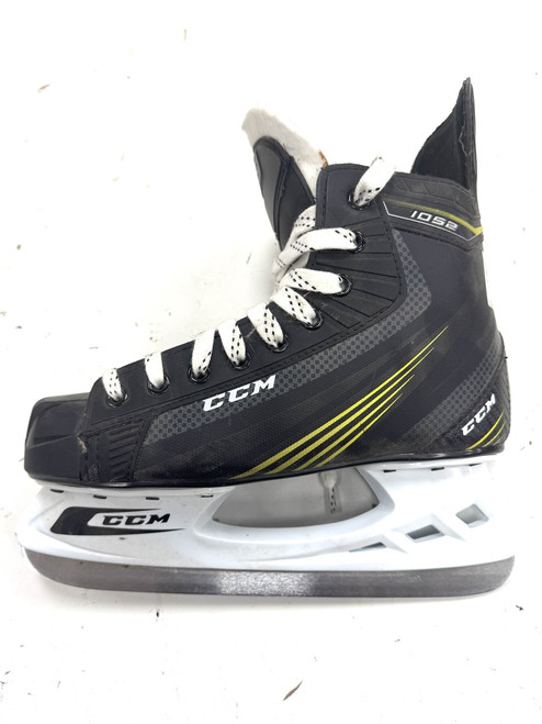 Vist Large View of Product Image Which is Used CCM TACKS 1052 Senior Hockey Skate Senior 7