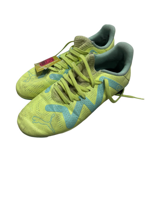 Vist Large View of Product Image Which is Used Puma Soccer Cleats Optic Yellow Junior 03