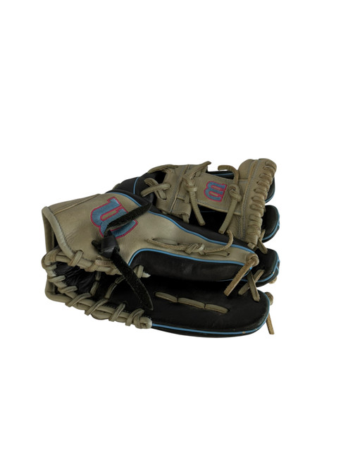 Vist Large View of Product Image Which is Used Wilson A1000 BB/SB Glove RH Throw Beige 11 1/2"