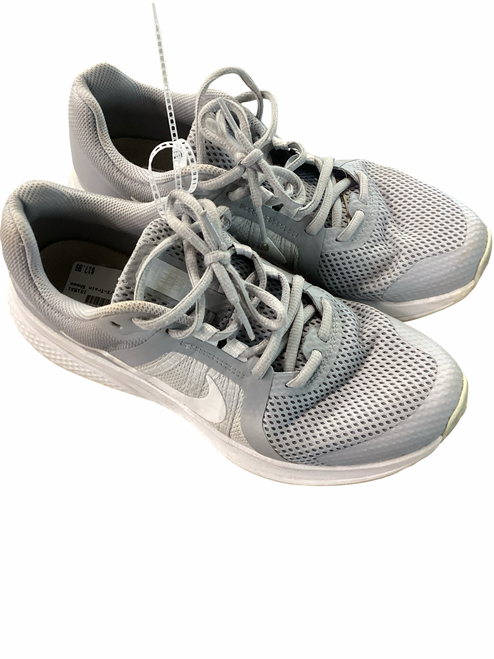 Vist Large View of Product Image Which is Used Nike Running/X-Train Shoes W