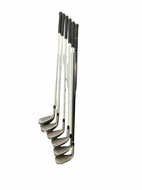 Vist Large View of Product Image Which is Used Cleveland 588 ALTITUDE Mens Iron Set RH 5I-PW