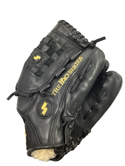 Vist Large View of Product Image Which is Used Ssk PRO SERIES GLOVE BB/SB Glove RH Throw Black 12"