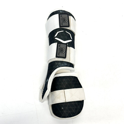 Vist Large View of Product Image Which is Used Evoshield PRO-SRZ BB/SB Shin/Foot Protector Black And White