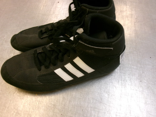 Vist Large View of Product Image Which is Used Adidas Wrestling Shoes Black Senior 5