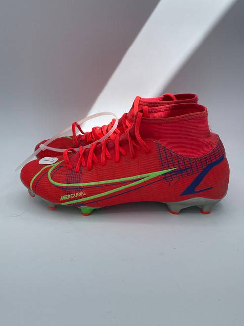Vist Large View of Product Image Which is Used Nike Soccer Cleats Red Senior 7