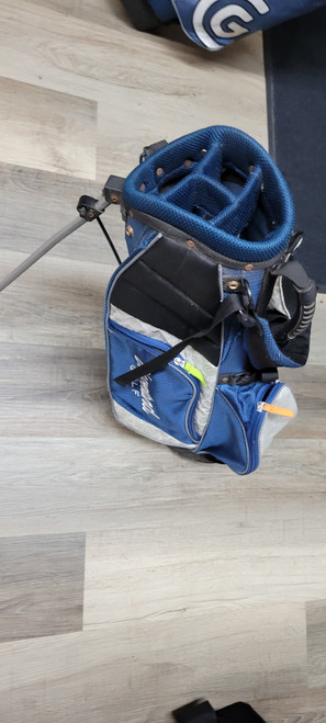 Vist Large View of Product Image Which is Used Cleveland JR STAND BAG Jr Stand Bag Navy Blue