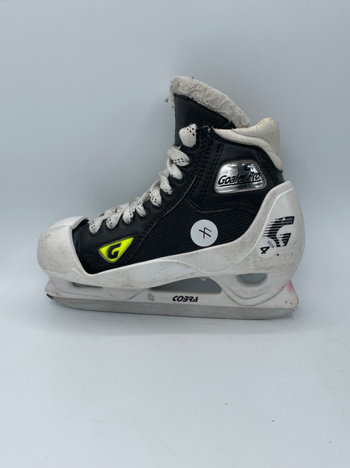 Vist Large View of Product Image Which is Used Graf GOALER PRO Junior Goalie Skate Junior 04