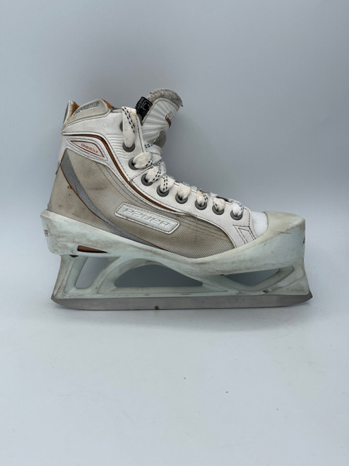 Vist Large View of Product Image Which is Used Bauer 180LE Junior Goalie Skate Junior 05