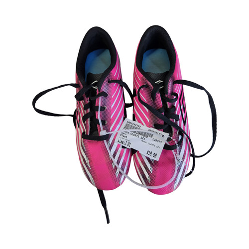 Vist Large View of Product Image Which is Used Umbro CLEATS SZ1 Soccer Cleats Pink Junior 01