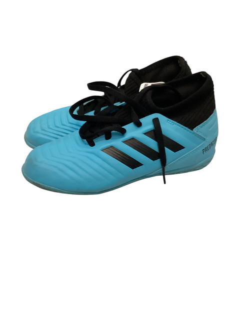 Vist Large View of Product Image Which is Used Adidas PREDATOR Soccer Turf Shoes Royal Blue Junior 01