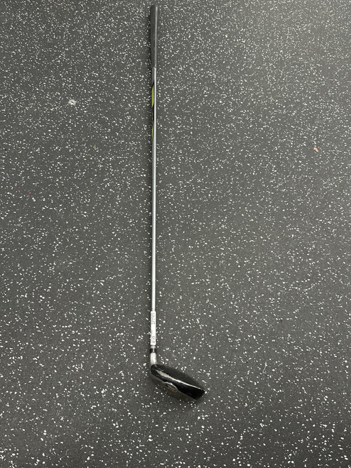 Vist Large View of Product Image Which is Used Cobra BAFFLER Mens Hybrid Club RH 3 Hybrid