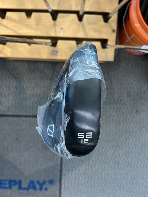 Vist Large View of Product Image Which is New WILSON INFINITE 52 DGRE LH