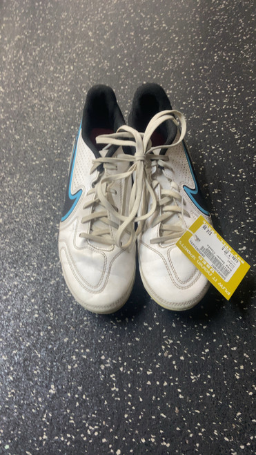 Vist Large View of Product Image Which is Used Nike Soccer Cleats White Youth 07.5