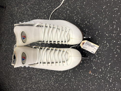 Vist Large View of Product Image Which is Used Riedell 117 WomensFigure Skate White Senior 7