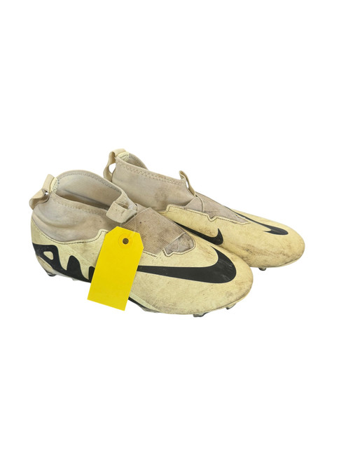 Vist Large View of Product Image Which is Used Nike Soccer Cleats Tan Junior 05