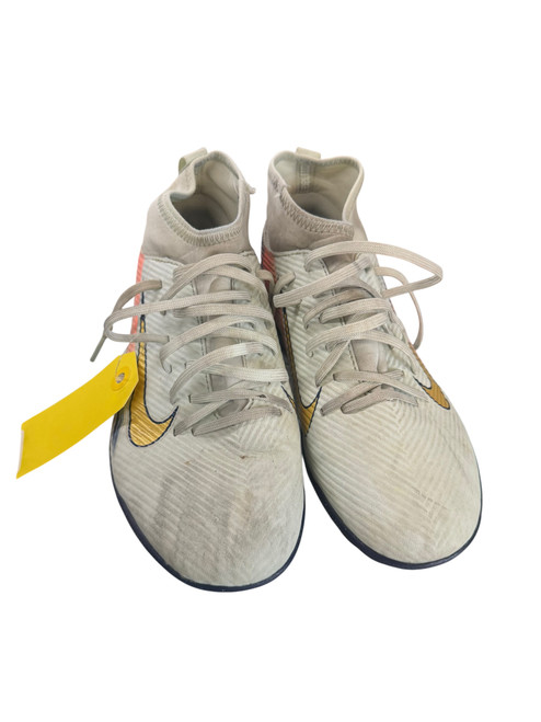 Vist Large View of Product Image Which is Used Nike Soccer Turf Shoes White Junior 05.5