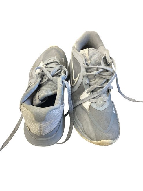 Vist Large View of Product Image Which is Used Nike Basketball Shoes M Grey Senior 8