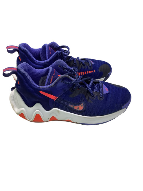 Vist Large View of Product Image Which is Used Nike Basketball Shoes Y Royal Blue Youth 06.0