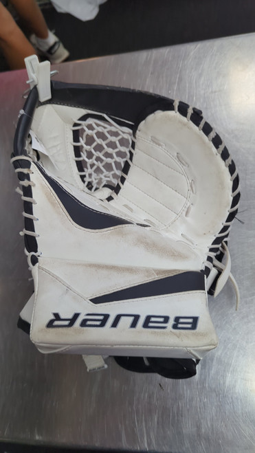 Vist Large View of Product Image Which is Used Bauer REACTOR Inter Goalie Catcher White