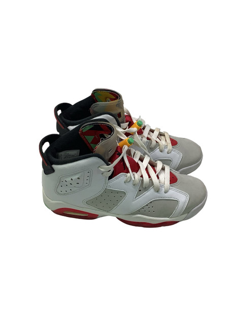 Vist Large View of Product Image Which is Used Jordan Basketball Shoes Y White Junior 05.5