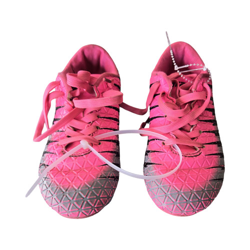 Vist Large View of Product Image Which is Used Vizari SOCCER CLEATS SZ 13.5 Soccer Cleats Pink Youth 13.5