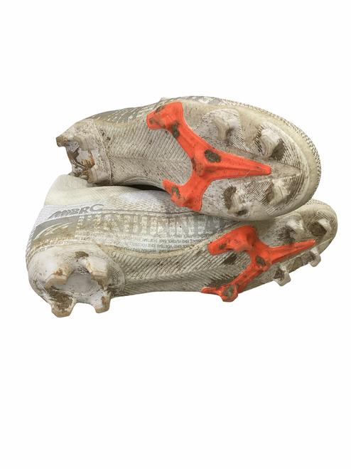 Vist Large View of Product Image Which is Used Nike Soccer Cleats White Senior 10