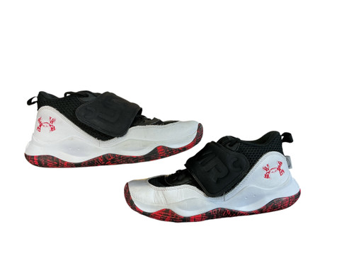 Vist Large View of Product Image Which is Used Under Armour Basketball Shoes M Black And White Senior 7