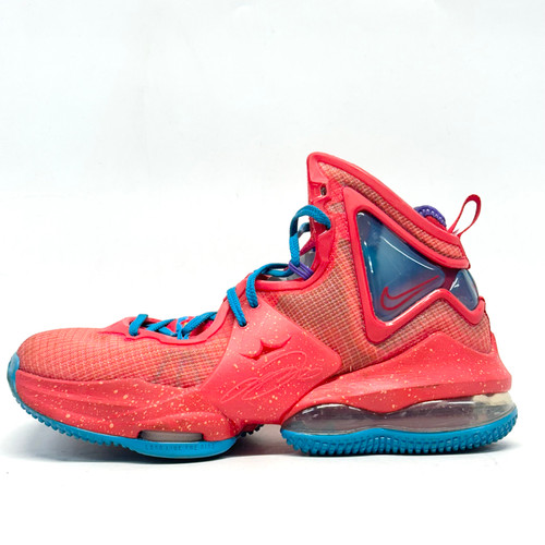 Vist Large View of Product Image Which is Used Nike LEBRON 19 Basketball Shoes M Red Senior 7