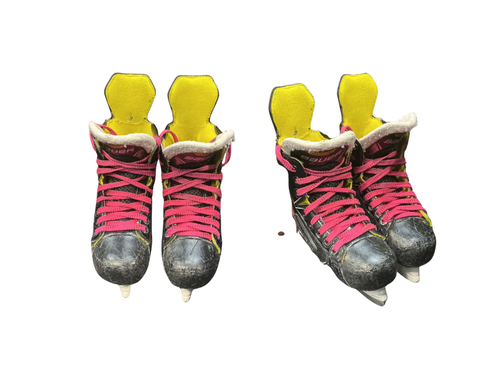 Vist Large View of Product Image Which is Used Bauer SUPREME 3S Youth Hockey Skate Youth 13.5